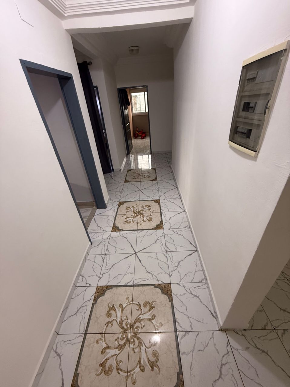 Apartment to rent - Douala, Makepe, Makepe - 1 living room(s), 3 bedroom(s), 2 bathroom(s) - 240 000 FCFA / month