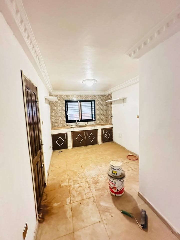 House (Duplex) to rent - Yaoundé, Cité verte, cite verte - 2 living room(s), 3 bedroom(s), 3 bathroom(s) - 230 000 FCFA / month