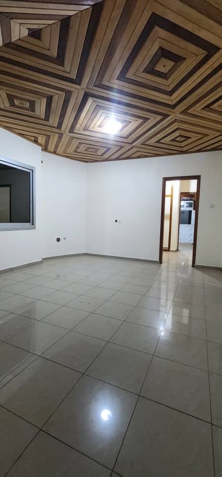 House (Villa) to rent - Yaoundé, Odza, auberge bleue - 2 living room(s), 6 bedroom(s), 5 bathroom(s) - 500 000 FCFA / month