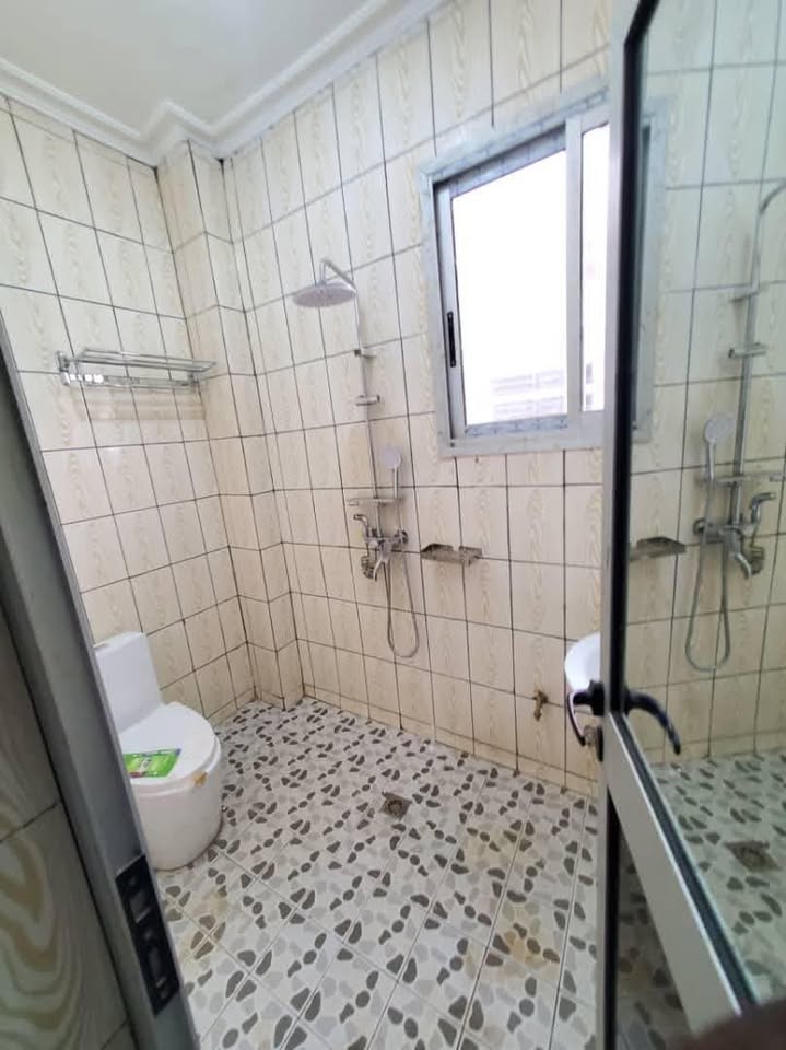 Apartment to rent - Yaoundé, Odza, plaque LB - 1 living room(s), 2 bedroom(s), 2 bathroom(s) - 200 000 FCFA / month