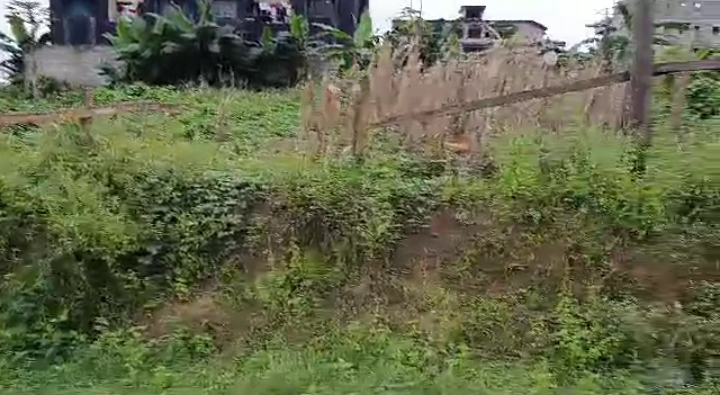 Terrain à vendre - Douala, Logbessou II, Terrain à vendre y Logbessou (Quartier Dschang) - 600 m2 - 30 000 000 FCFA