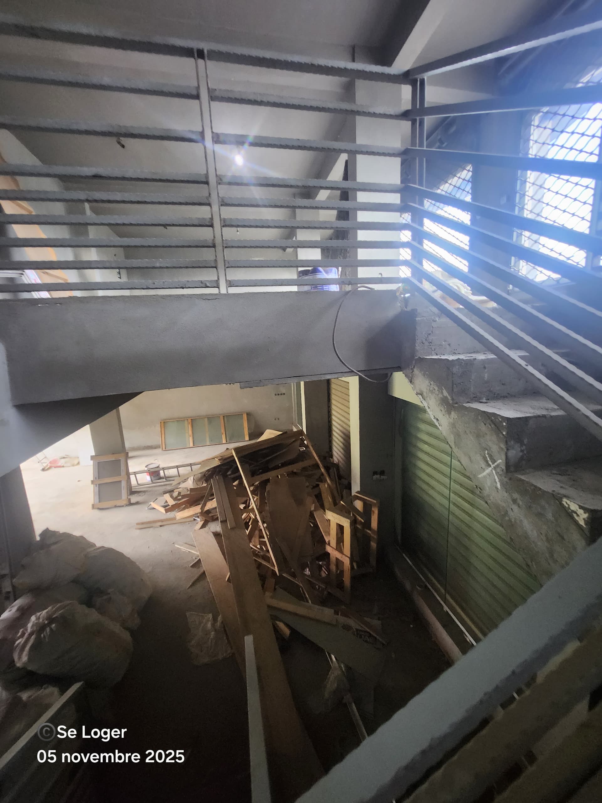 Warehouse to rent at Douala, Logpom, A - 200 m2 - 1 250 000 FCFA