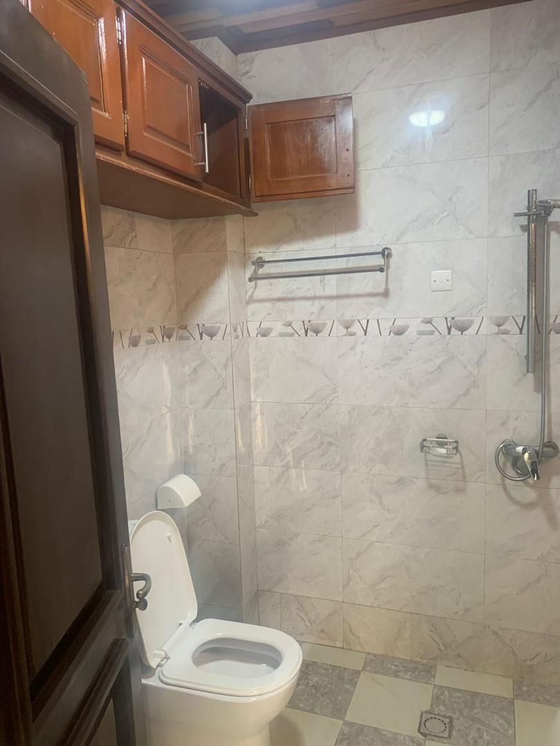 Apartment to rent - Yaoundé, Bastos, Bastos centre - 1 living room(s), 1 bedroom(s), 2 bathroom(s) - 300 000 FCFA / month