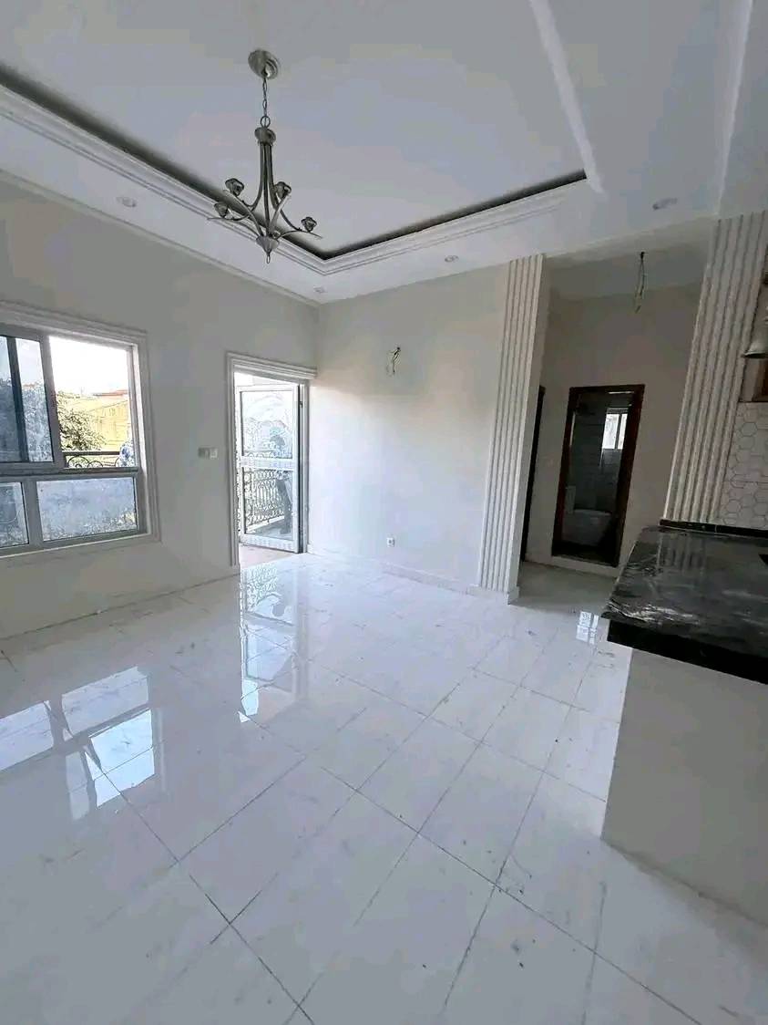 Apartment to rent - Yaoundé, Nkolfoulou, nkolfoulou - 1 living room(s), 1 bedroom(s), 1 bathroom(s) - 1 200 000 FCFA / month