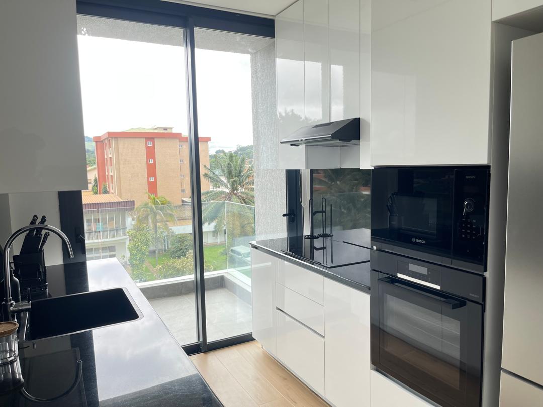 Apartment to rent - Yaoundé, Bastos, Bastos centre PRIX À LA NUITÉE ? - 1 living room(s), 2 bedroom(s), 3 bathroom(s) - 180 000 FCFA / month