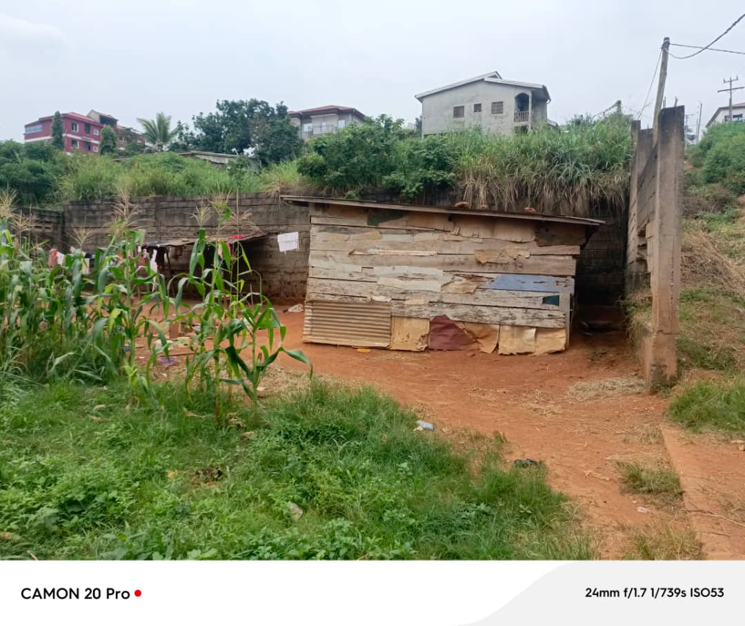 Land for sale at Yaoundé, Mvan, Complexe Béac - 1230 m2 - 49 200 000 FCFA