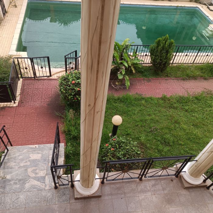 House (Duplex) to rent - Yaoundé, Bastos, Golf - 2 living room(s), 5 bedroom(s), 7 bathroom(s) - 4 000 000 FCFA / month