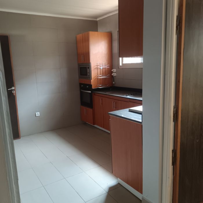 House (Villa) to rent - Yaoundé, Bastos, Bastos - 1 living room(s), 4 bedroom(s), 4 bathroom(s) - 2 500 000 FCFA / month
