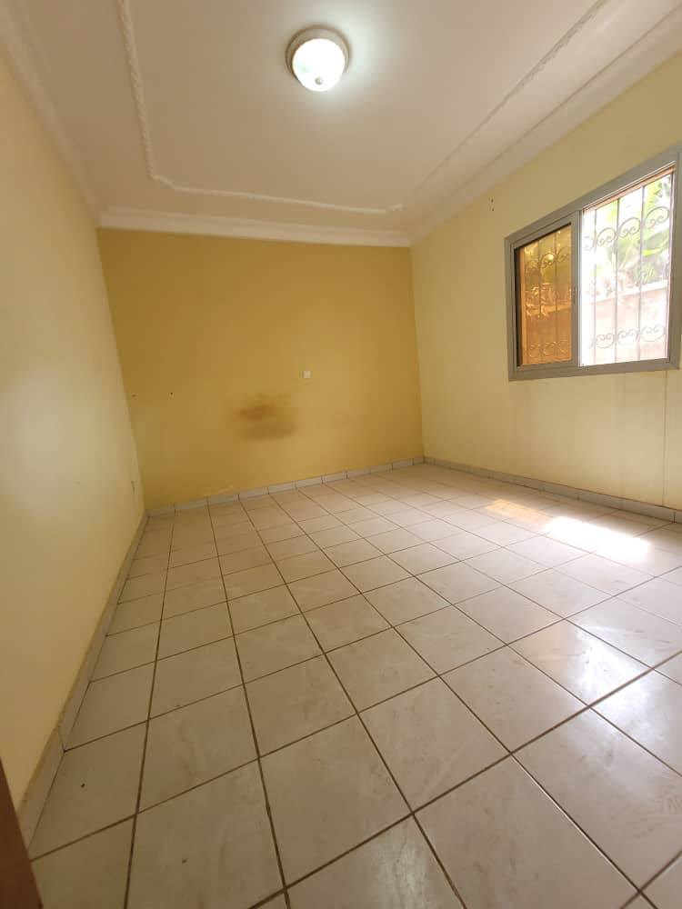 Apartment to rent - Yaoundé, Ngousso, ngousso - 1 living room(s), 3 bedroom(s), 2 bathroom(s) - 200 000 FCFA / month