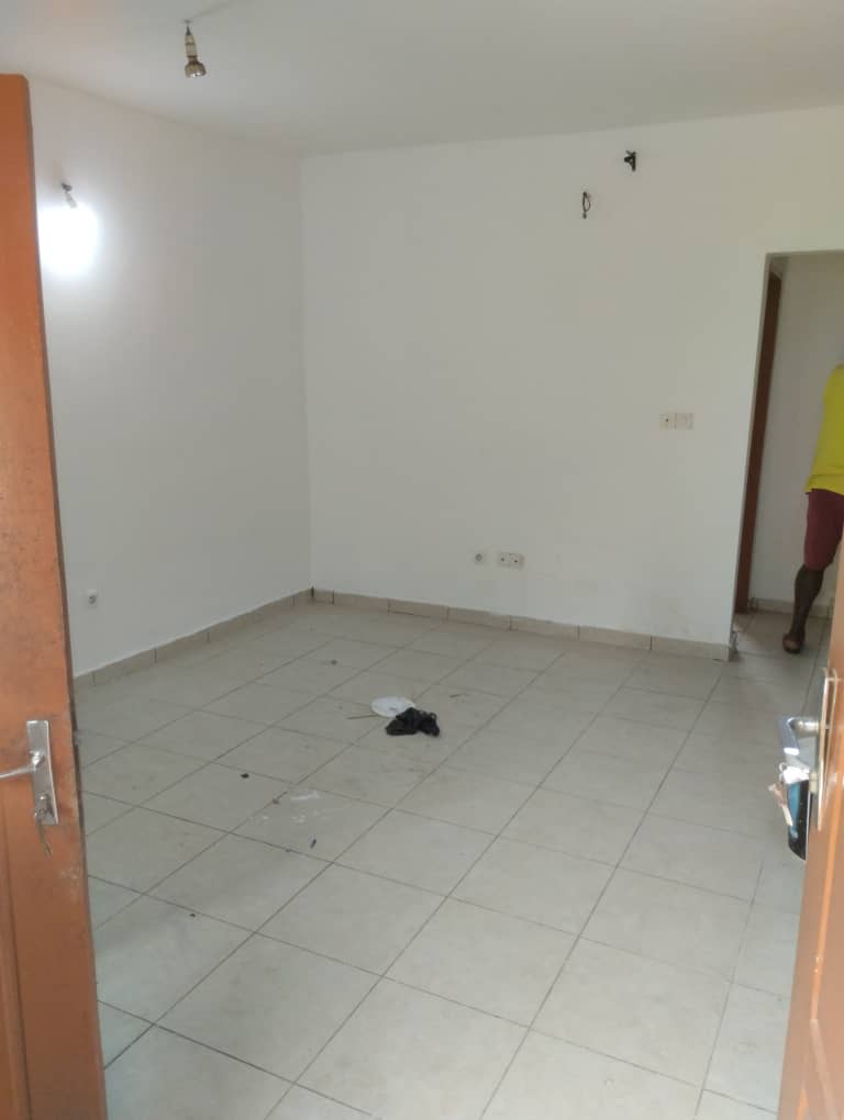 Appartement à louer - Douala, Deido, Akwa nord - 1 salon(s), 1 chambre(s), 1 salle(s) de bains - 65 000 FCFA / mois
