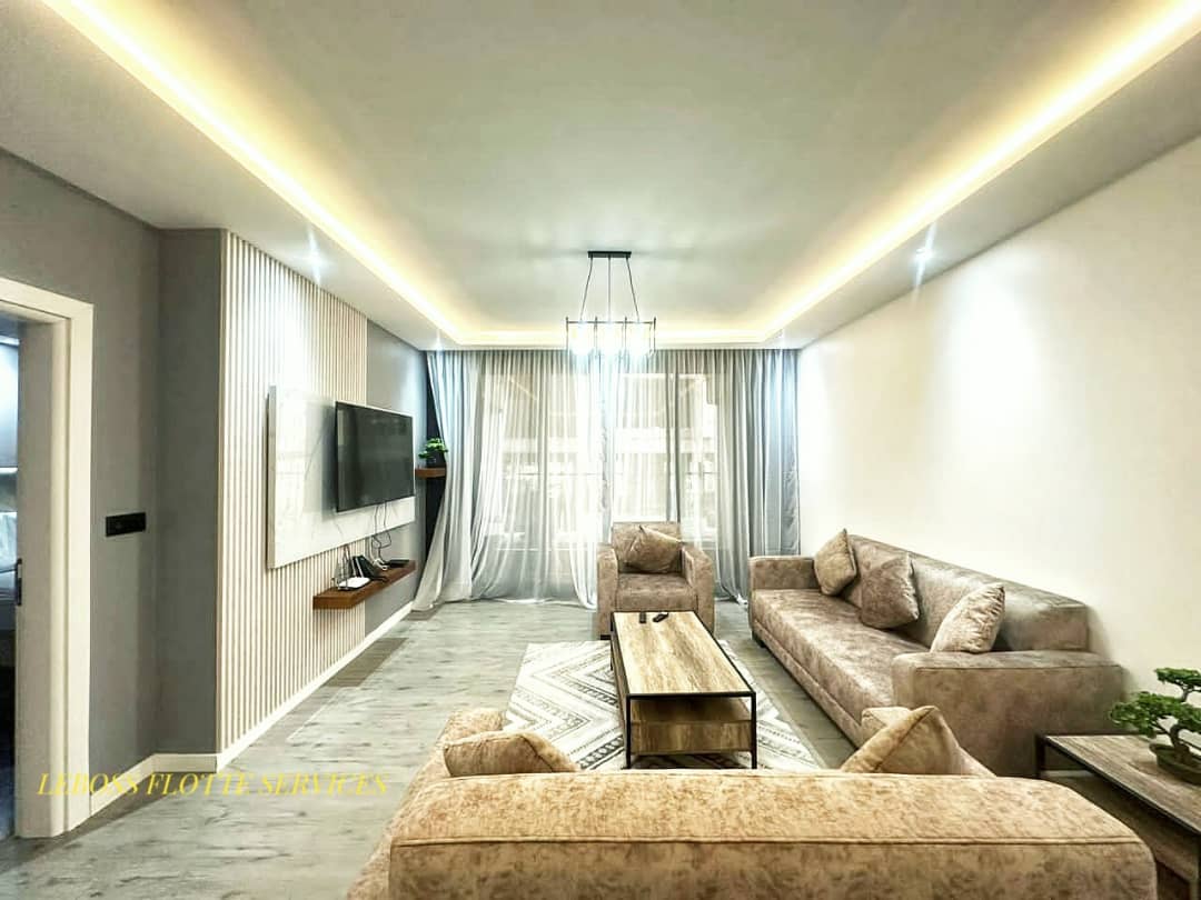 Apartment to rent - Yaoundé, Bastos, Bastos centre - 1 living room(s), 3 bedroom(s), 3 bathroom(s) - 2 000 000 FCFA / month