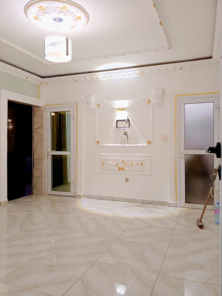 Apartment to rent - Yaoundé, Essomba, essomba - 1 living room(s), 1 bedroom(s), 1 bathroom(s) - 100 000 FCFA / month