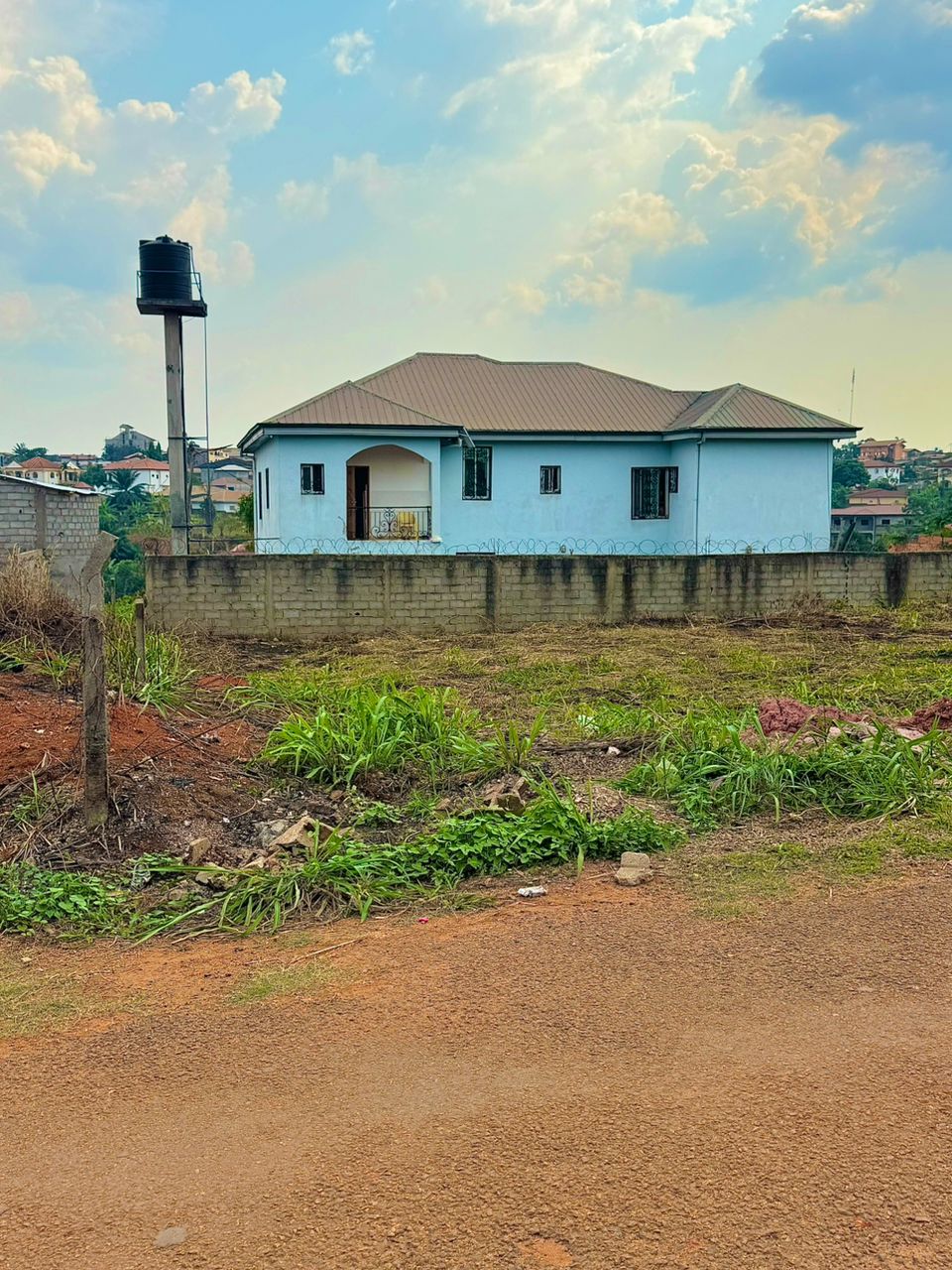 Land for sale at Yaoundé, Odza, Auberge bleu - 1229 m2 - 86 030 000 FCFA
