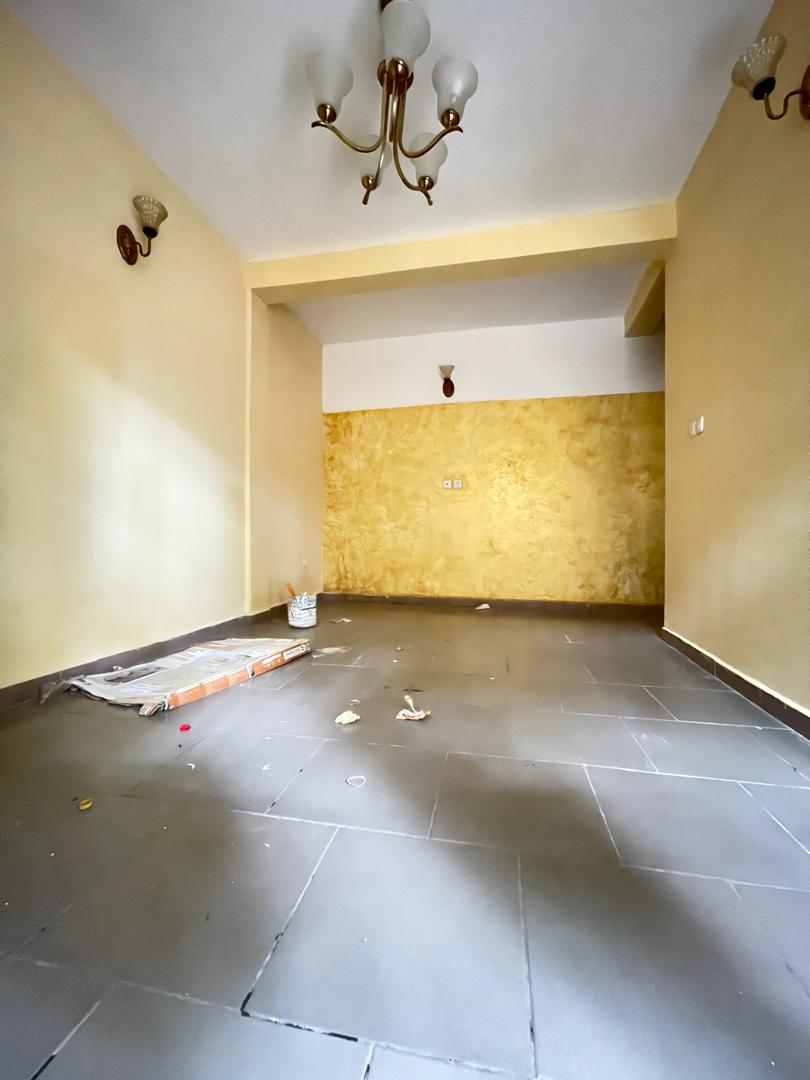 Apartment to rent - Douala, Kotto, Kotto Badem Bardem - 1 living room(s), 2 bedroom(s), 2 bathroom(s) - 100 000 FCFA / month