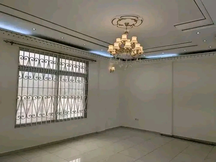 Apartment to rent - Yaoundé, Bastos, ambassade de Belgique - 1 living room(s), 2 bedroom(s), 2 bathroom(s) - 600 000 FCFA / month