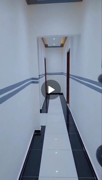 House (Villa) to rent - Yaoundé, Bastos, Carrefour Régis - 1 living room(s), 3 bedroom(s), 3 bathroom(s) - 1 000 000 FCFA / month