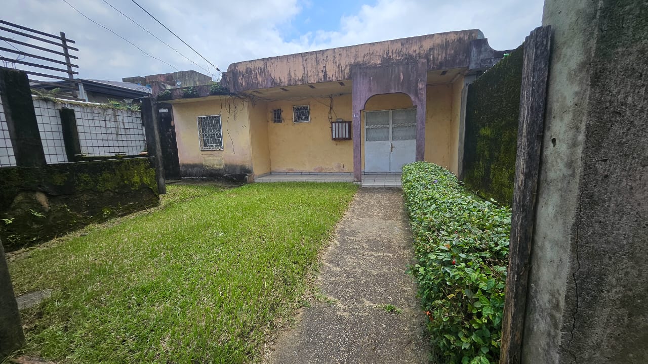 House (Villa) for sale - Douala, Bonamoussadi, Maison sic à vendre makepe (maison de rond) - 1 living room(s), 3 bedroom(s), 2 bathroom(s) - 75 000 000 FCFA / month