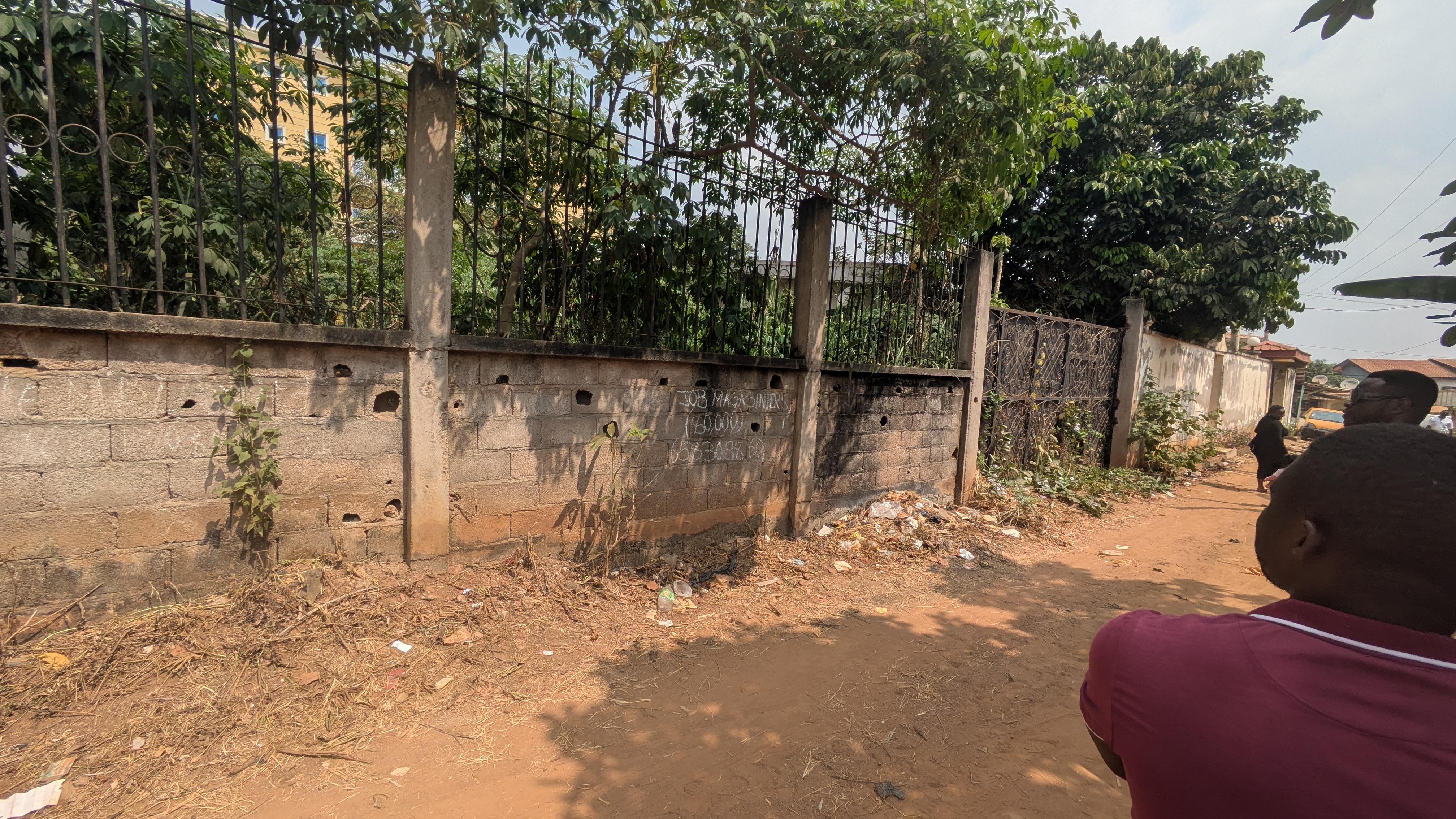 Terrain à vendre - Yaoundé, Odza, Auberge bleu - 300 m2 - 20 000 000 FCFA