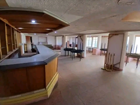 Office to rent at Yaoundé, Centre administratif, Centre ville - 1000 m2 - 5 000 000 FCFA