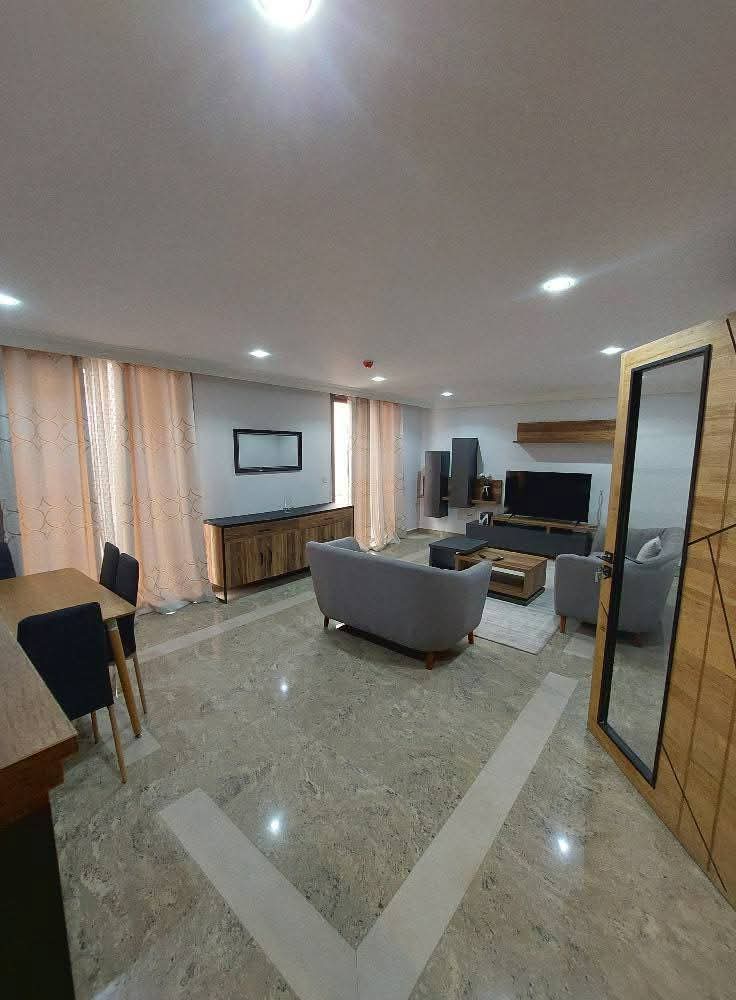 Apartment to rent - Douala, Bonapriso, Hydrocarbures - 1 living room(s), 2 bedroom(s), 2 bathroom(s) - 1 500 000 FCFA / month