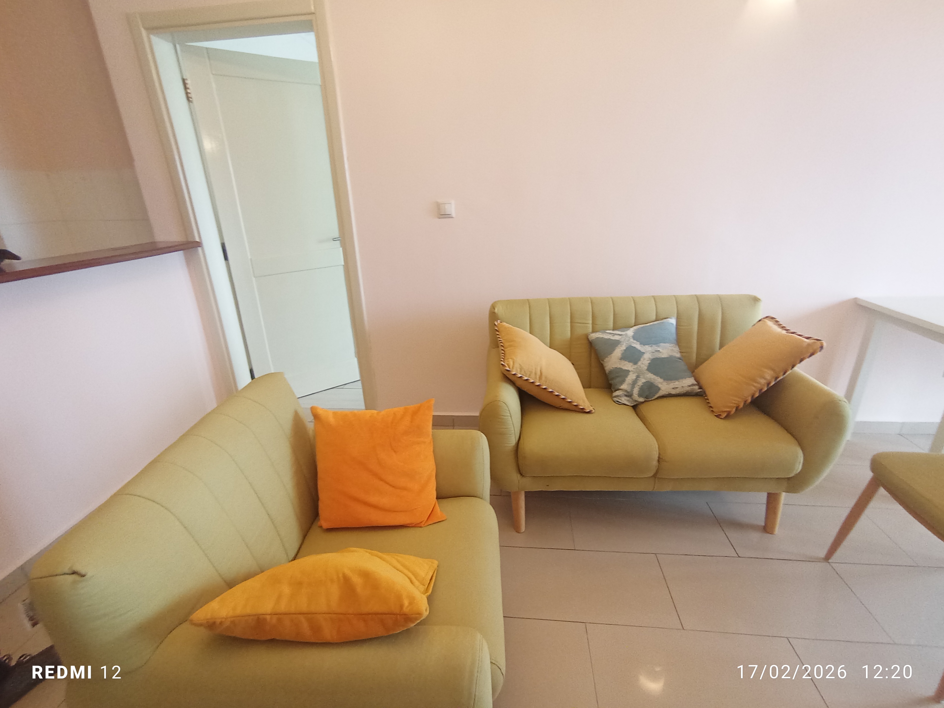 Studio to rent - Yaoundé, Bastos, Bastos centre - 750 000 FCFA / month