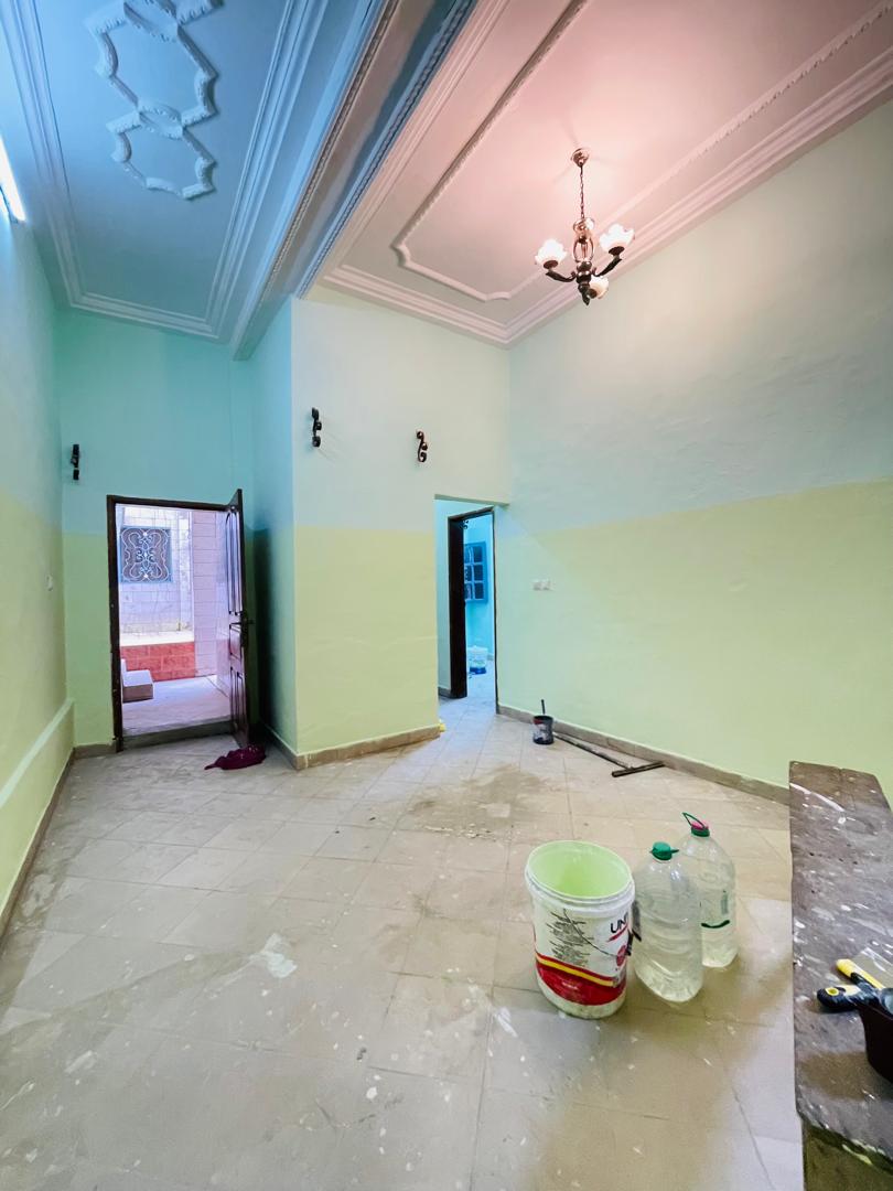 Apartment to rent - Douala, Logpom, Logpom non loin de la route - 1 living room(s), 1 bedroom(s), 1 bathroom(s) - 74 000 FCFA / month