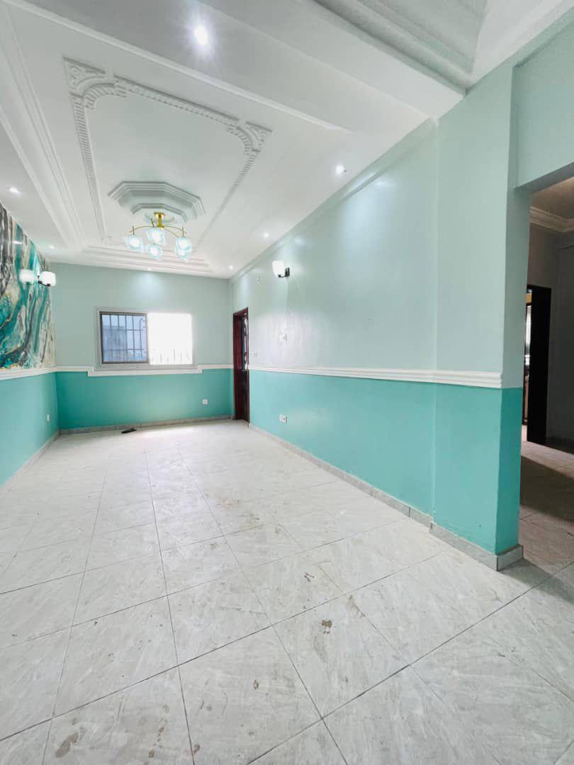 Apartment to rent - Douala, Yassa, Yassa - 1 living room(s), 2 bedroom(s), 2 bathroom(s) - 110 000 FCFA / month