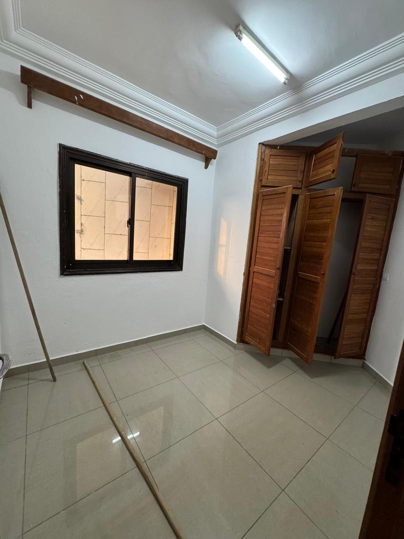 Apartment to rent - Douala, Kotto, Kotto - 1 living room(s), 3 bedroom(s), 2 bathroom(s) - 150 000 FCFA / month