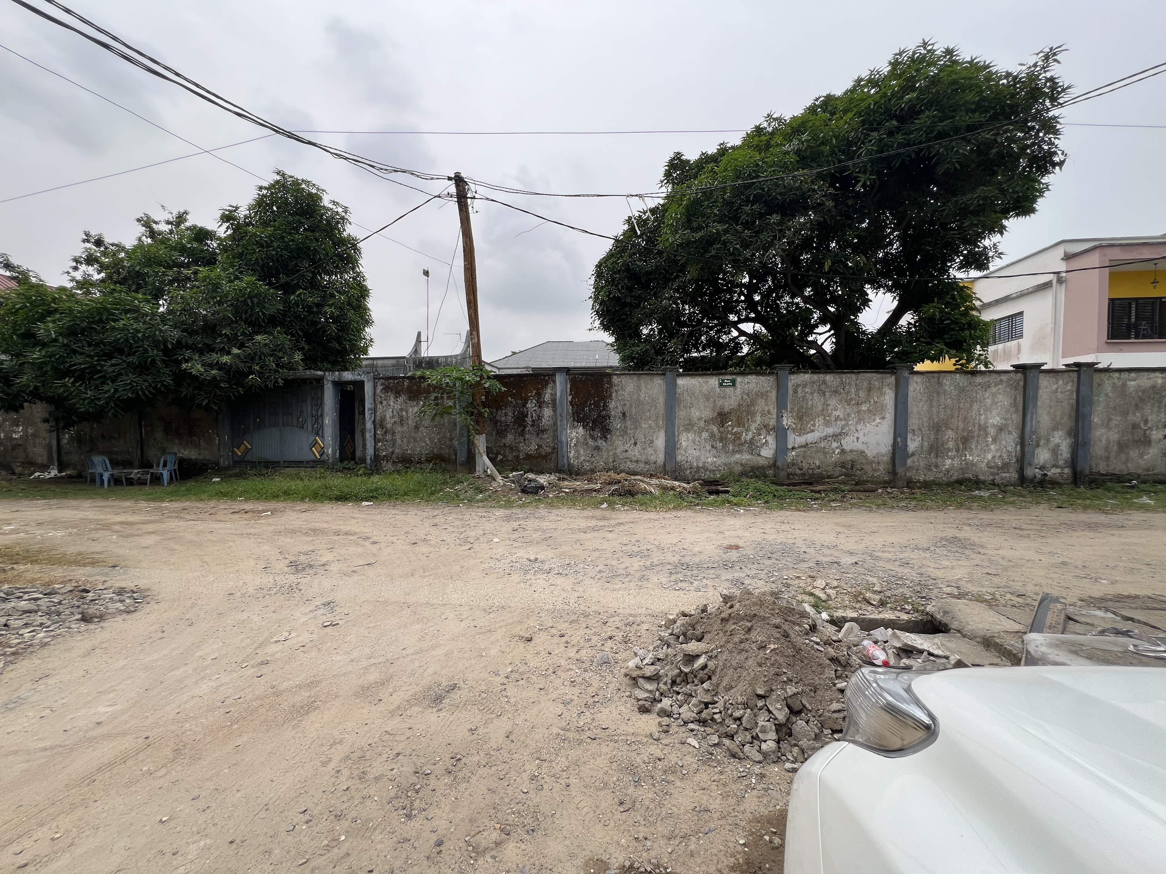 Terrain à vendre - Douala, Bonamoussadi, Denver - 1000 m2 - 300 000 000 FCFA