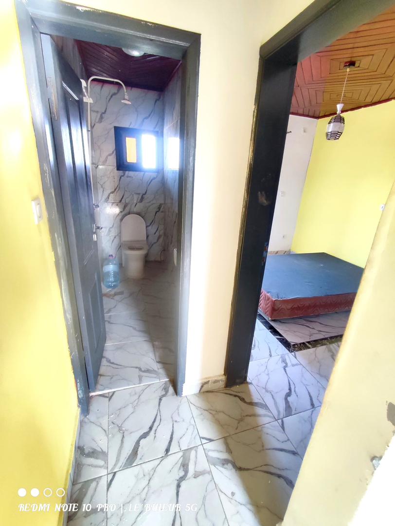 Apartment to rent - Douala, PK 14, Plus précisément à pk13 exactement - 1 living room(s), 1 bedroom(s), 1 bathroom(s) - 65 000 FCFA / month