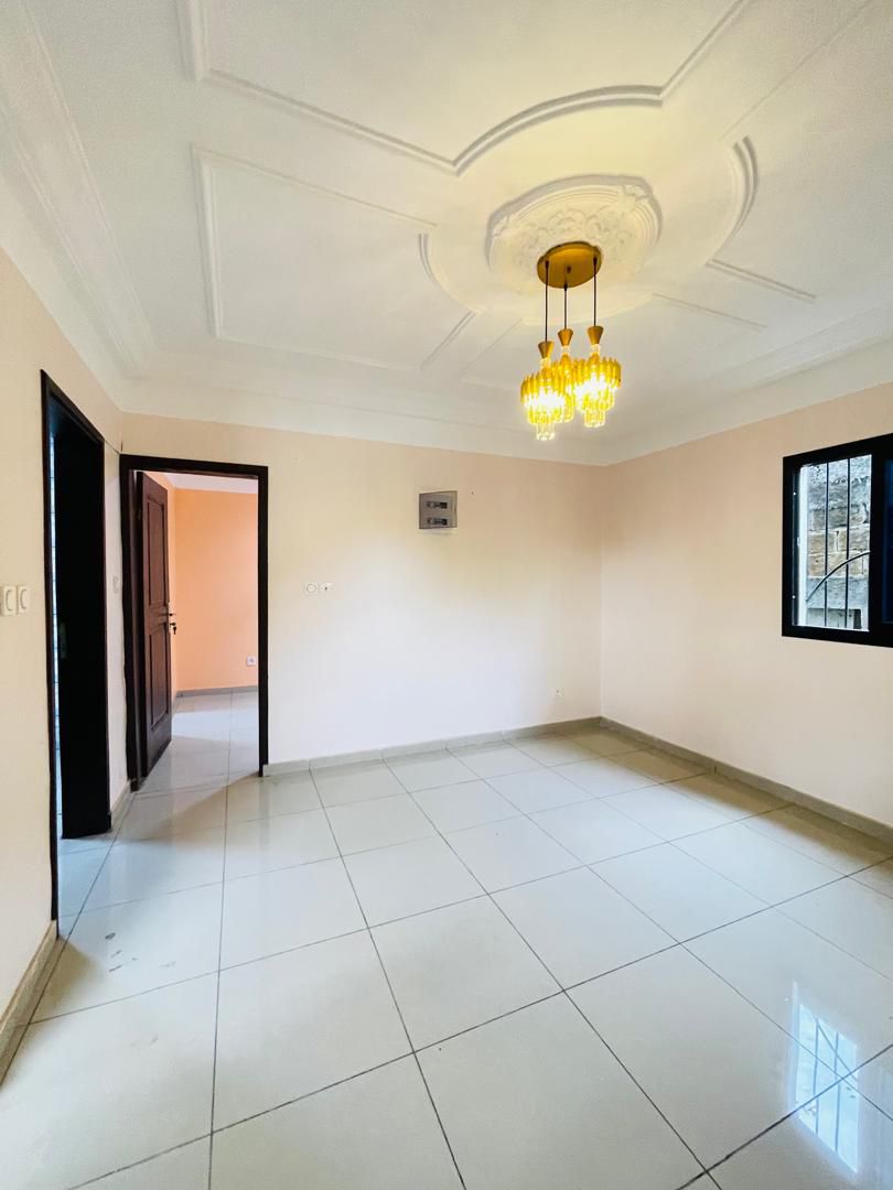 Apartment to rent - Douala, Makepe, Makepe Missoke - 1 living room(s), 1 bedroom(s), 1 bathroom(s) - 70 000 FCFA / month