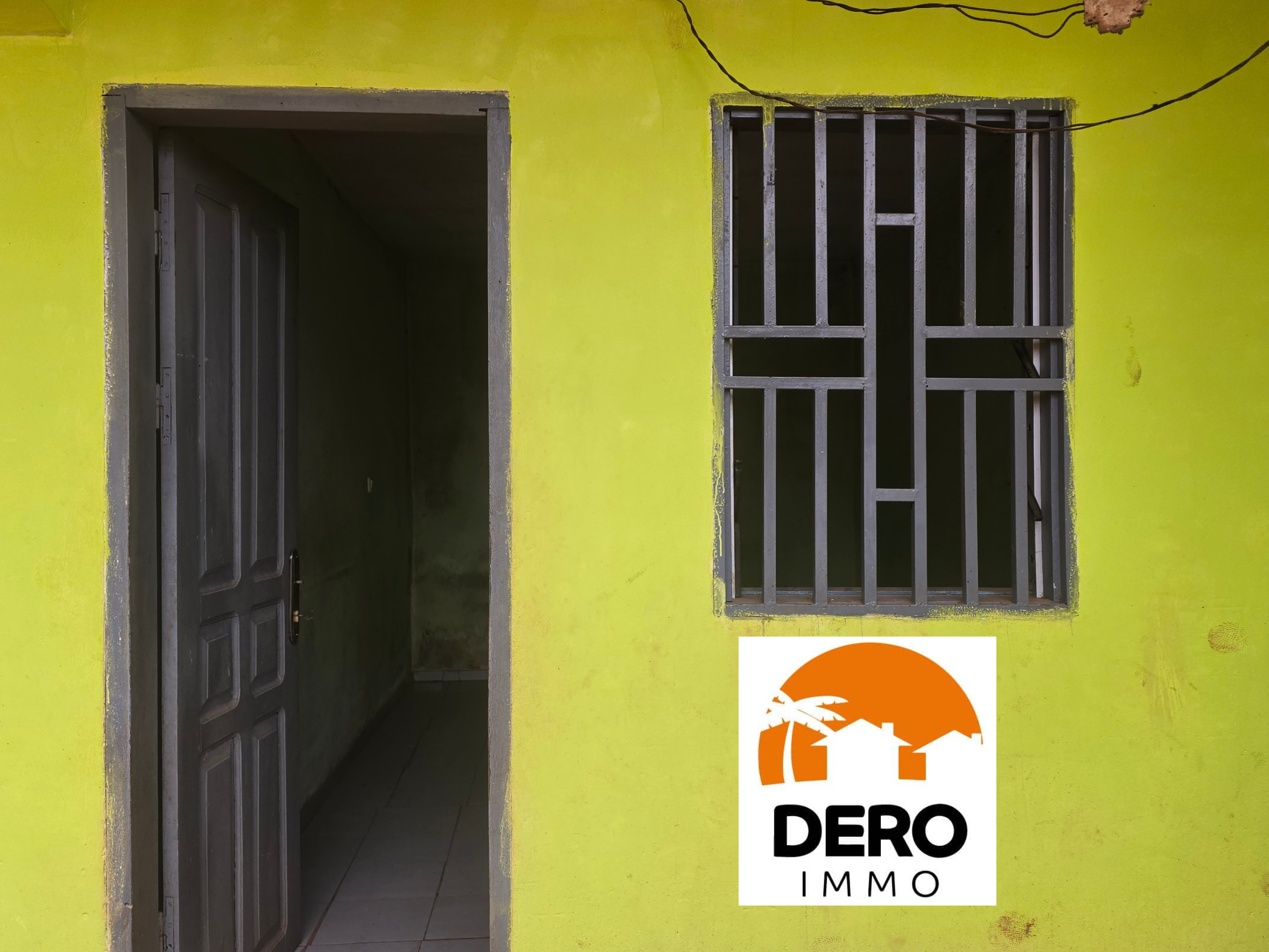 Studio to rent - Yaoundé, Nkomo, Tolal-Nkomo - 22 000 FCFA / month