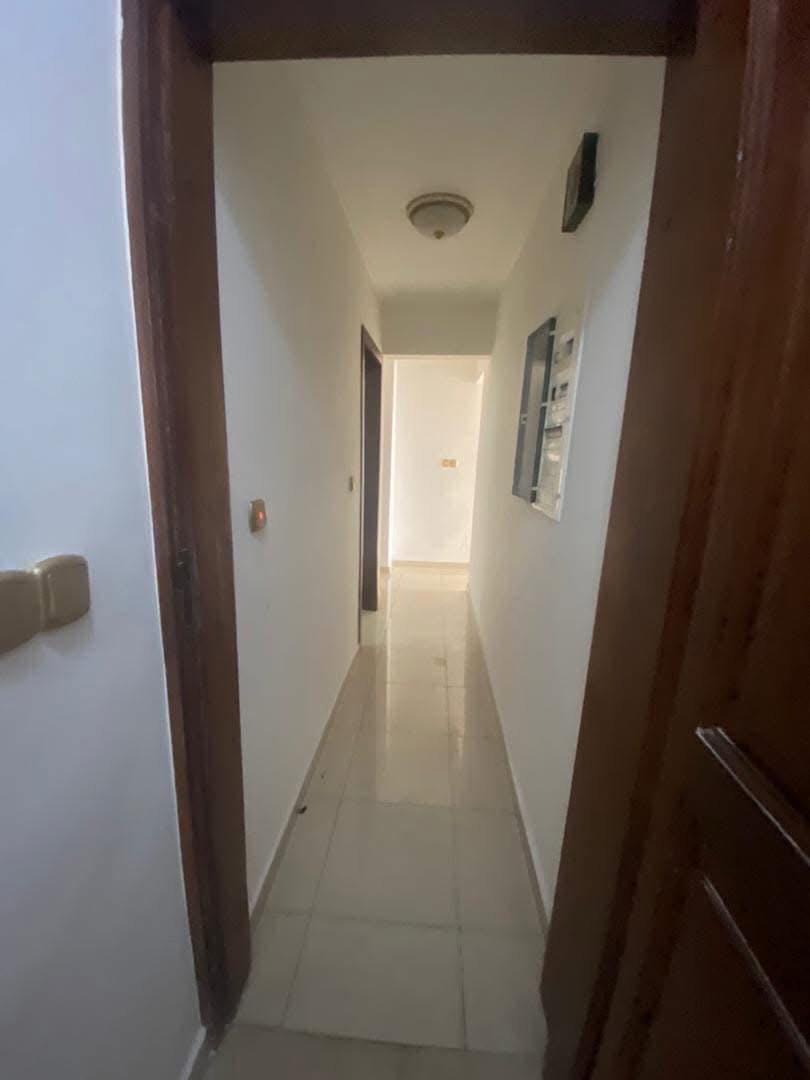 Apartment to rent - Douala, Bonanjo, Vallée des ministres - 1 living room(s), 1 bedroom(s), 1 bathroom(s) - 450 000 FCFA / month