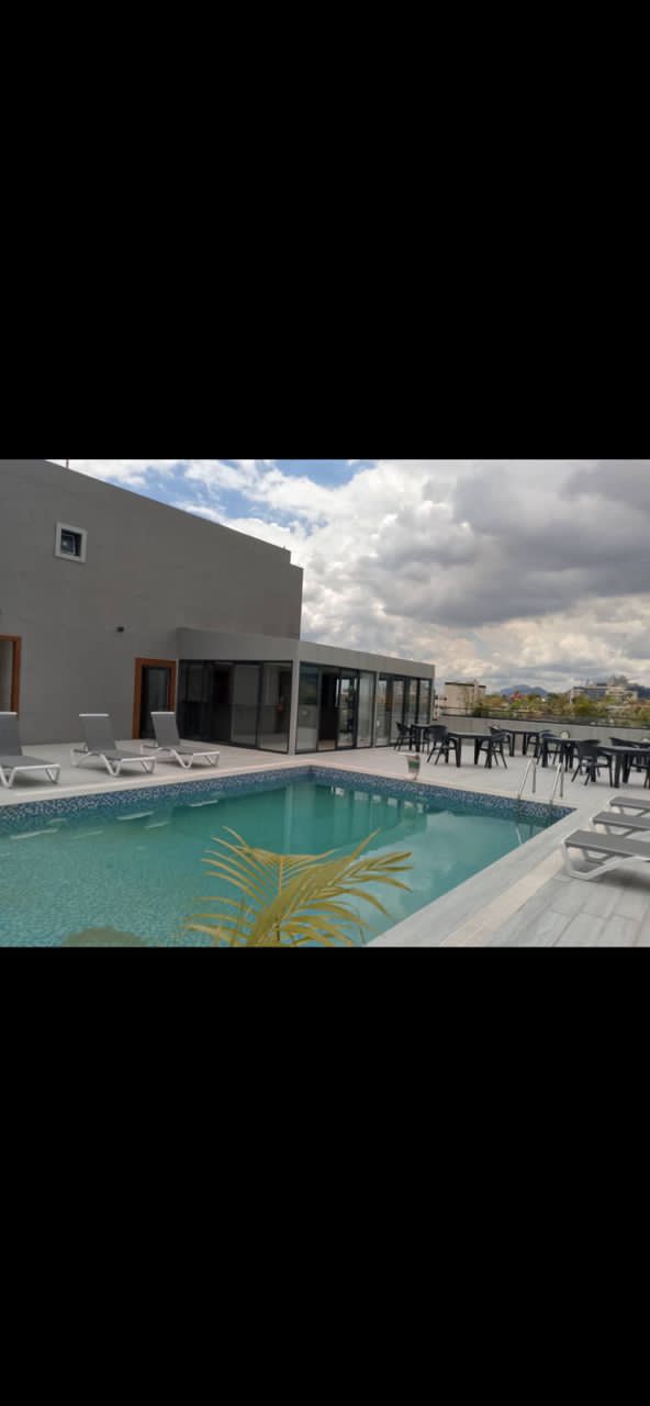 Apartment to rent - Yaoundé, Bastos, Bastos centre - 1 living room(s), 2 bedroom(s), 3 bathroom(s) - 1 800 000 FCFA / month