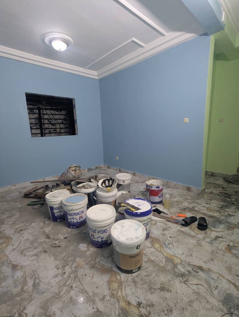 Studio to rent - Douala, Logpom, Proche du goudron - 100 000 FCFA / month