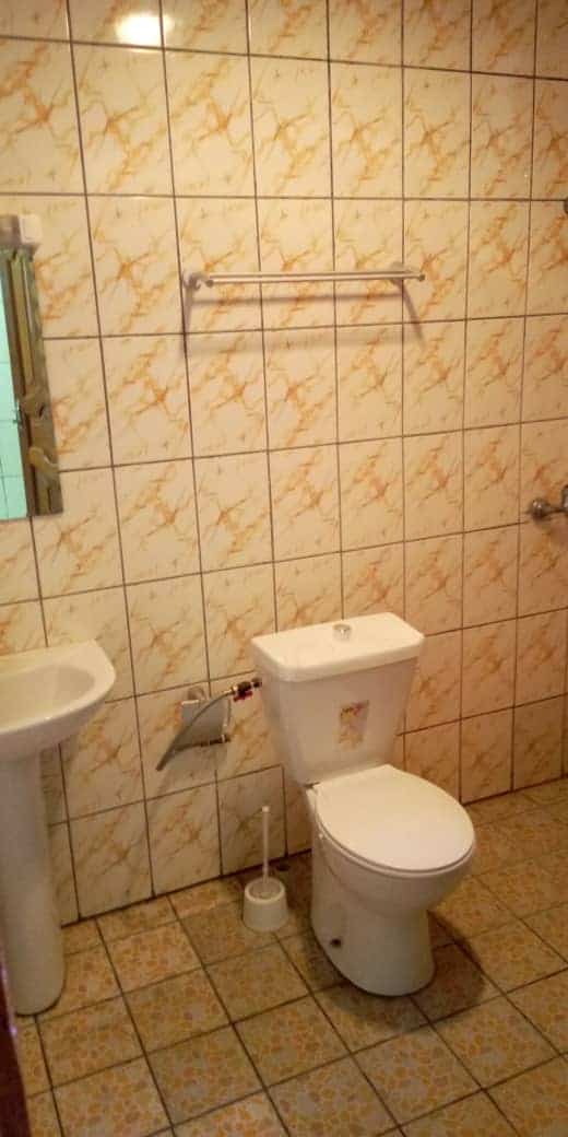 Apartment to rent - Douala, Bali,  - 1 living room(s), 1 bedroom(s), 1 bathroom(s) - 250 000 FCFA / month