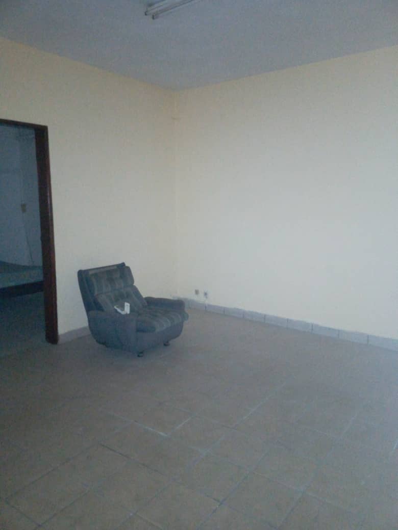 Apartment to rent - Douala, Bali,  - 1 living room(s), 1 bedroom(s), 1 bathroom(s) - 200 000 FCFA / month