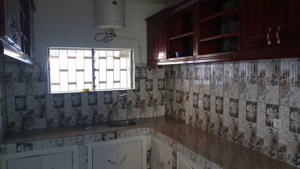 House (Villa) to rent - Douala, Bonapriso, Rue njo njo - 1 living room(s), 3 bedroom(s), 2 bathroom(s) - 1 400 000 FCFA / month
