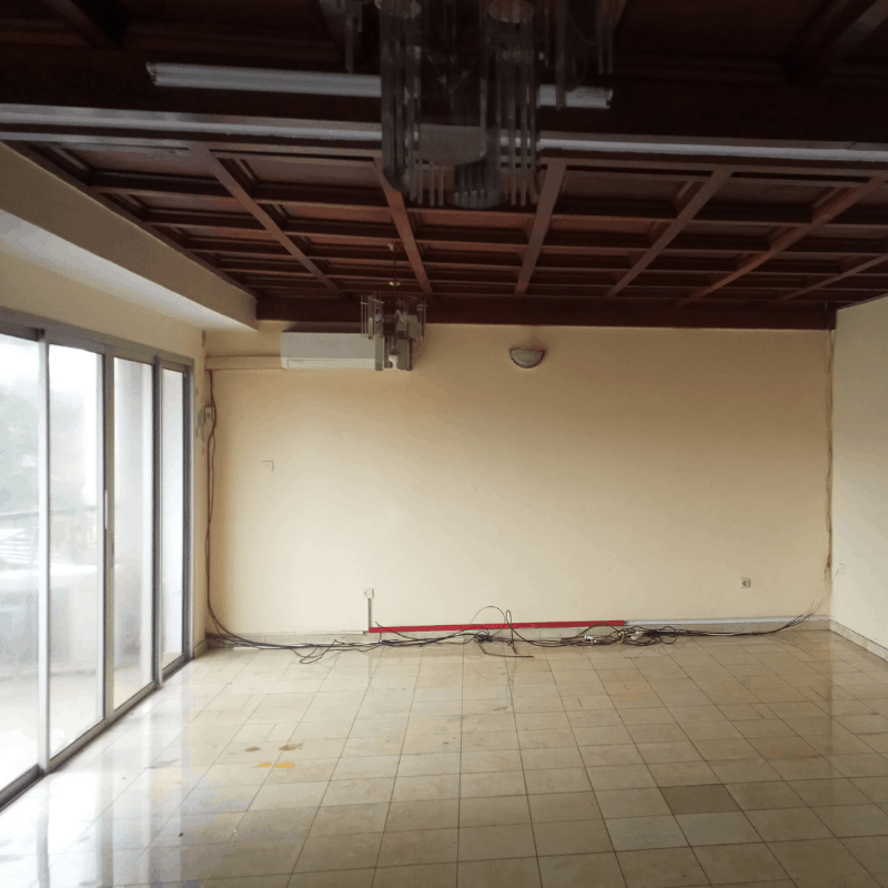 Apartment to rent - Douala, Bonanjo, Gicam - 1 living room(s), 3 bedroom(s), 2 bathroom(s) - 1 000 000 FCFA / month