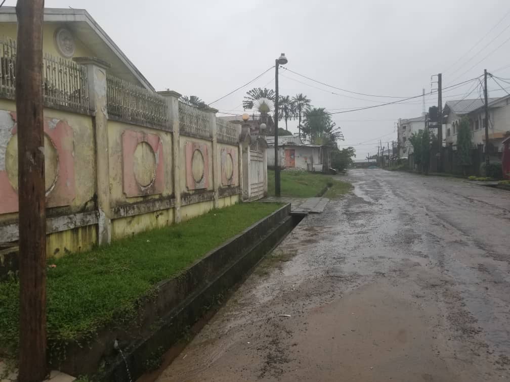 House (Villa) for sale - Douala, Logpom,  - 1 living room(s), 4 bedroom(s), 3 bathroom(s) - 75 000 000 FCFA / month