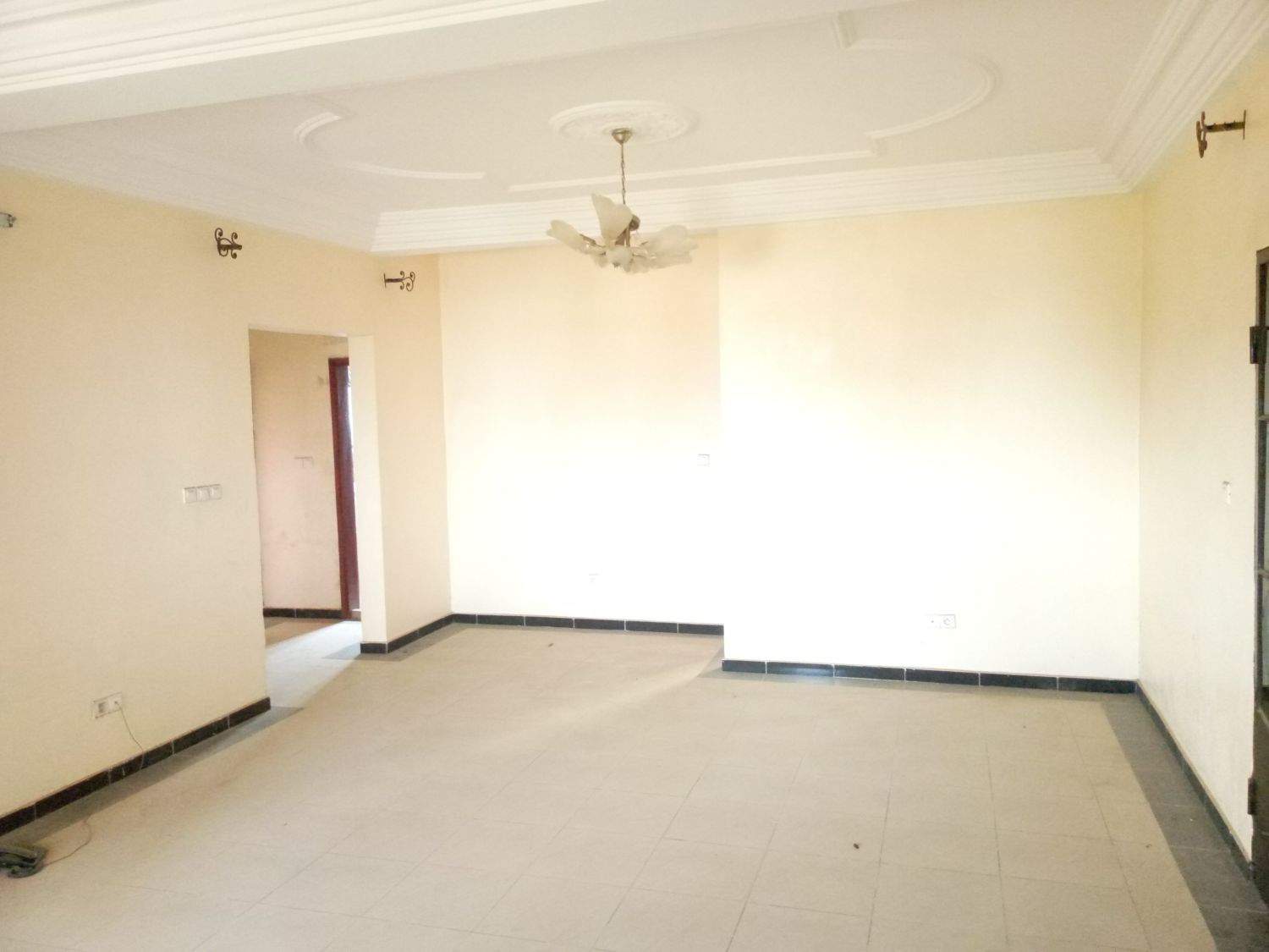 Apartment to rent - Douala, Makepe,  - 1 living room(s), 2 bedroom(s), 1 bathroom(s) - 250 000 FCFA / month