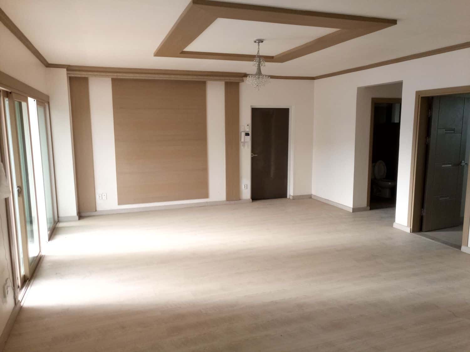 Apartment to rent - Douala, Bonapriso,  - 1 living room(s), 3 bedroom(s), 2 bathroom(s) - 900 000 FCFA / month