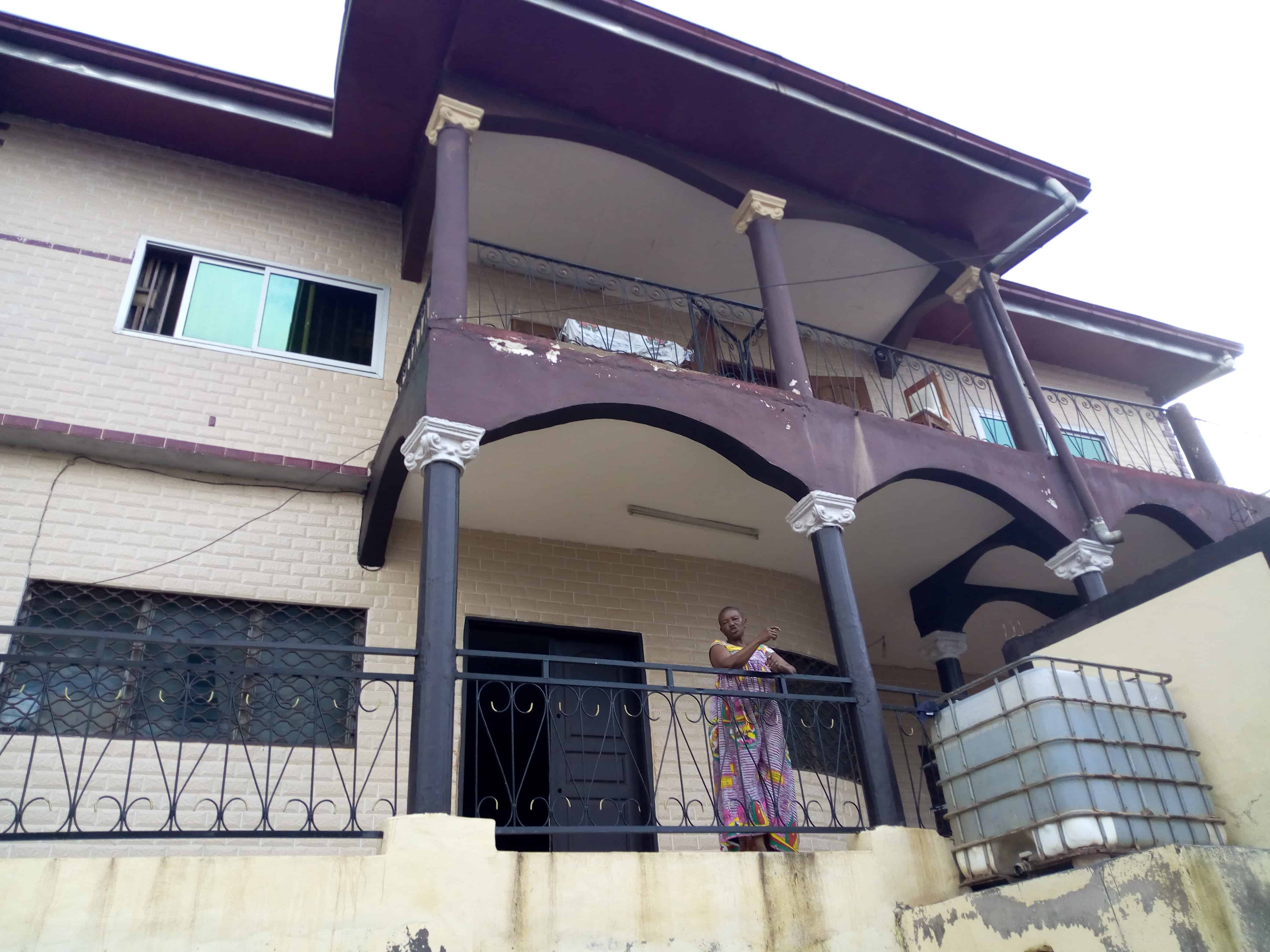 Maison (Villa) à vendre à Yaoundé, BiyemAssi 4 chambres 78 000 000