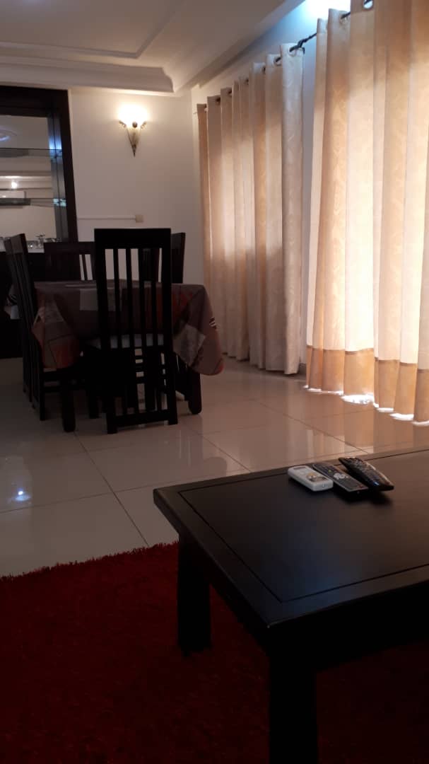 Apartment to rent - Douala, Bonapriso,  - 1 living room(s), 2 bedroom(s), 1 bathroom(s) - 1 500 000 FCFA / month