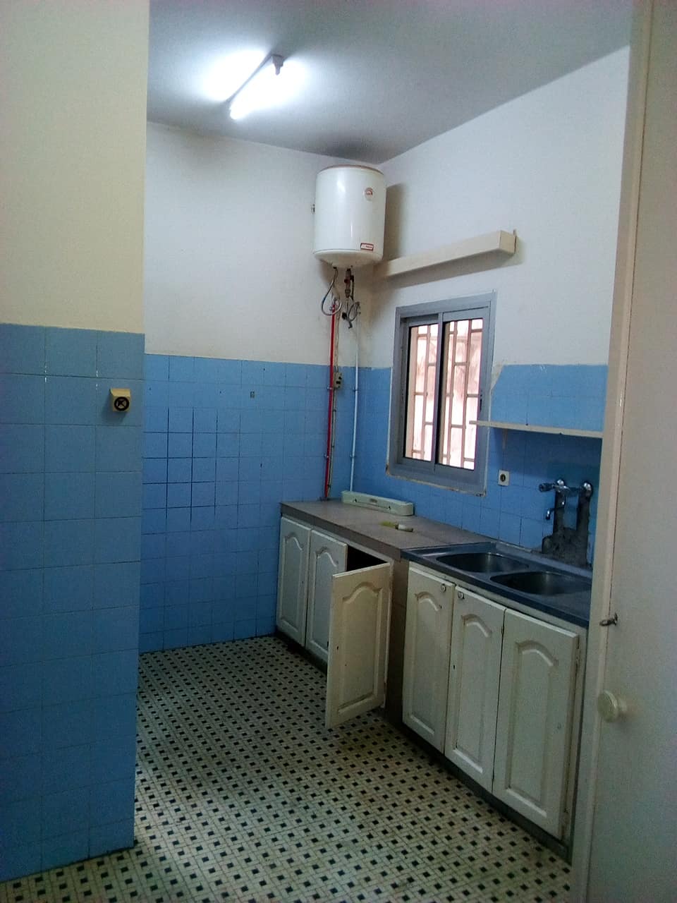 Appartement à louer à Yaoundé, Bastos - 3 chambres - 1 400 ...