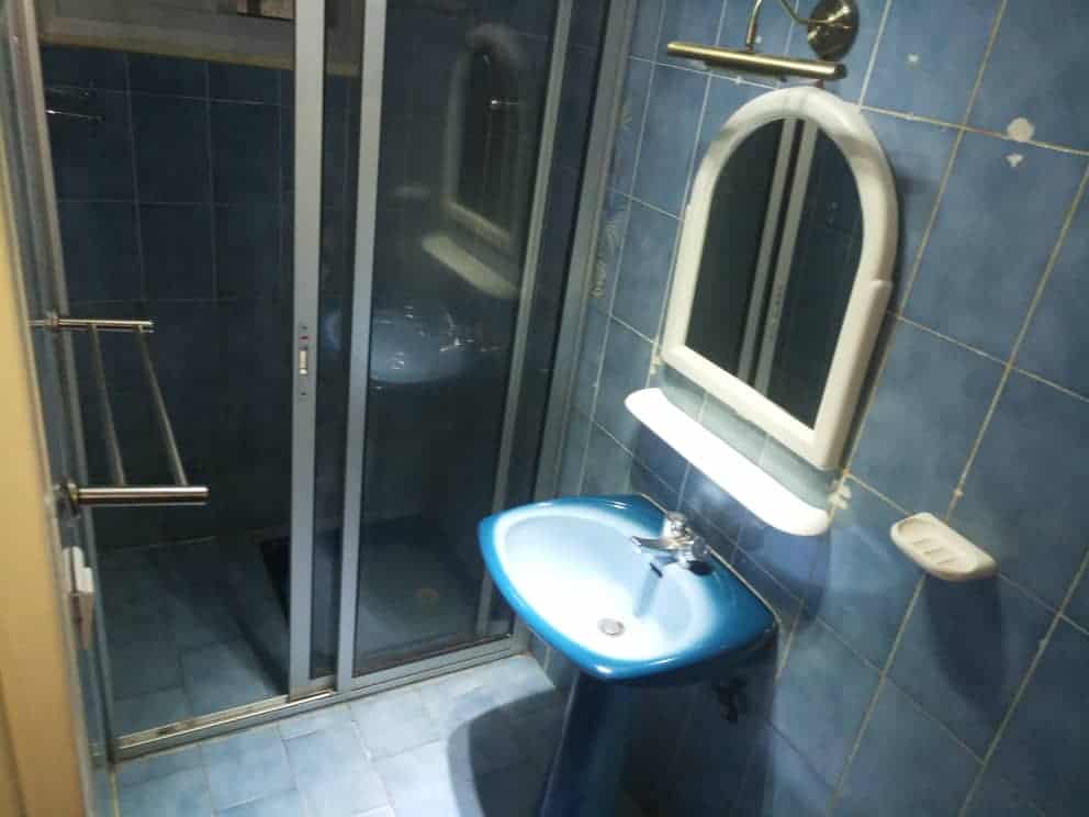 House (Villa) to rent - Douala, Bonapriso, Hydrocarbures - 1 living room(s), 3 bedroom(s), 2 bathroom(s) - 2 000 000 FCFA / month