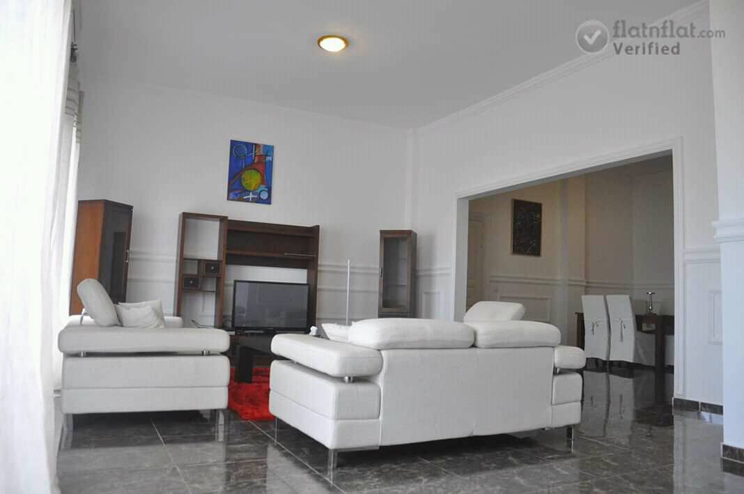 Apartment To Rent At Douala Bonapriso 2 Bedrooms 500 Fcfa