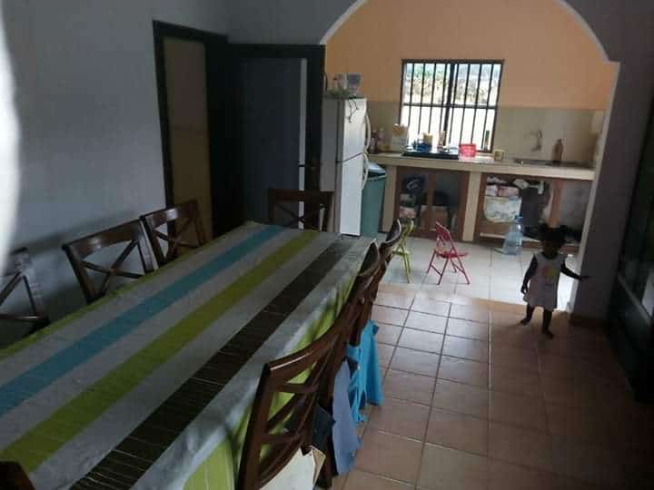House (Villa) for sale - Douala, Kotto, Mbangue - 1 living room(s), 4 bedroom(s), 3 bathroom(s) - 100 000 000 FCFA / month