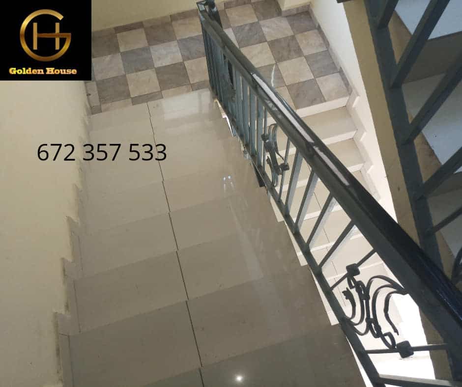 Appartement à louer - Douala, Bonapriso, bonapriso - 1 salon(s), 2 chambre(s), 2 salle(s) de bains - 700 000 FCFA / mois