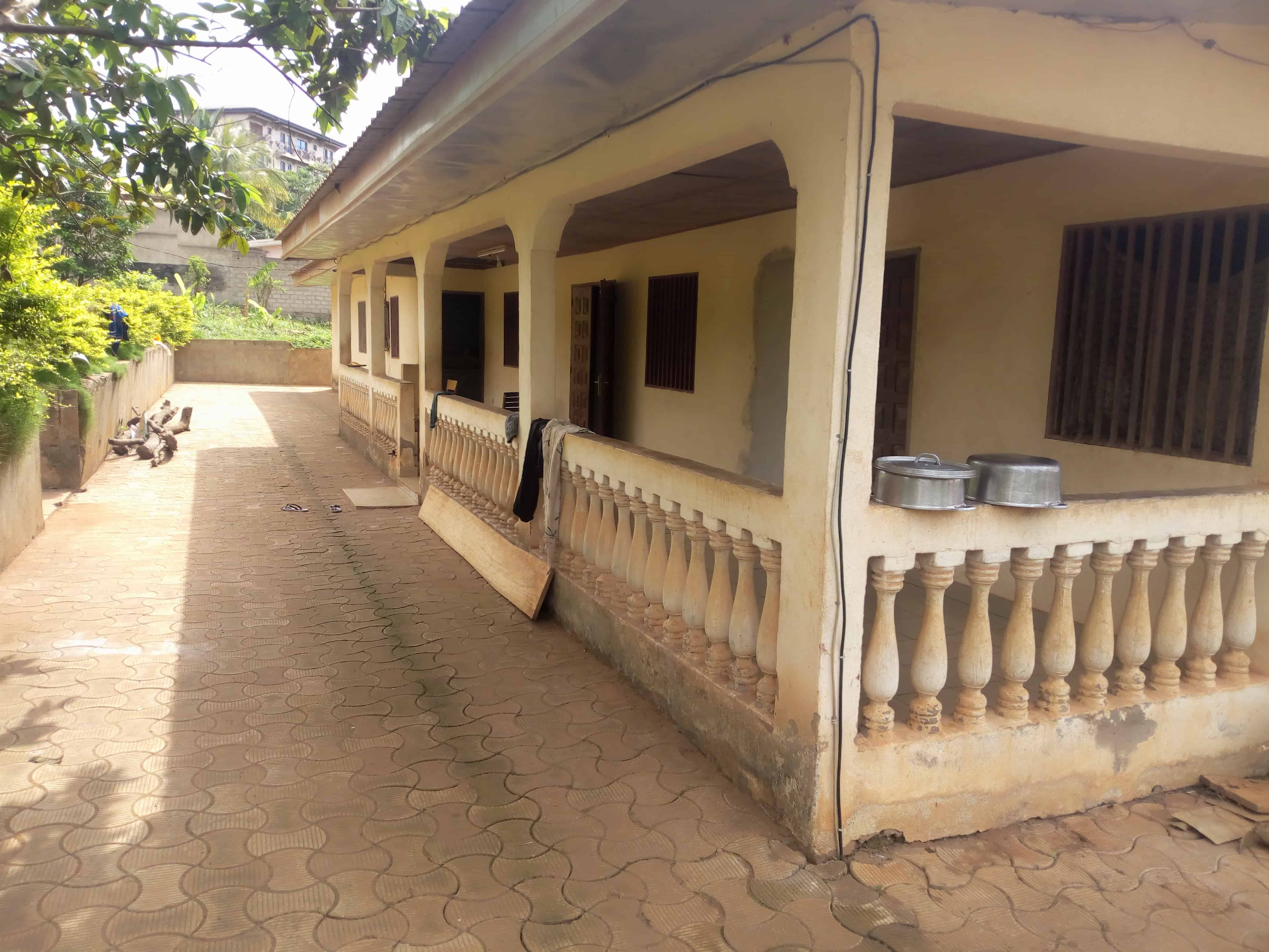 Maison (Villa) à vendre à Yaoundé, MessameNdongo 4 chambres 36 000